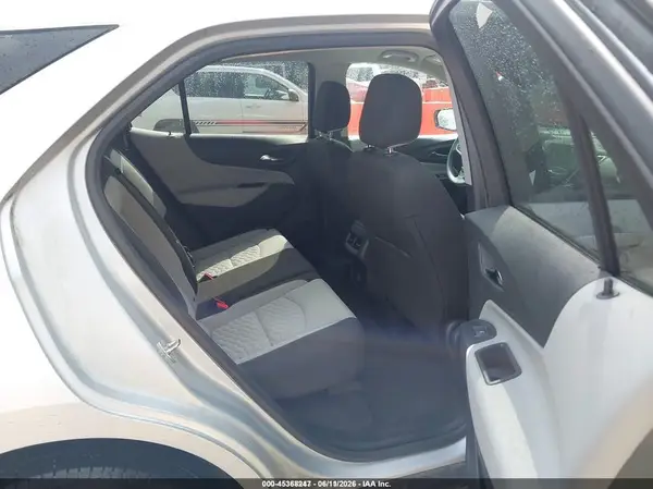 2GNAXHEV5J6324208 2018 CHEVROLET EQUINOX - Image 8