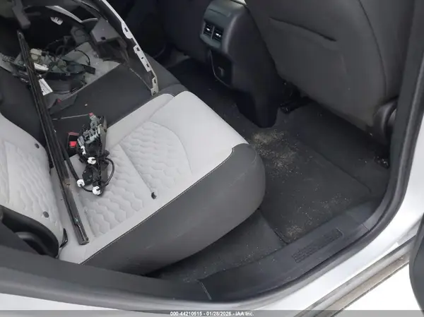2GNAXHEV5J6340831 2018 CHEVROLET EQUINOX - Image 8