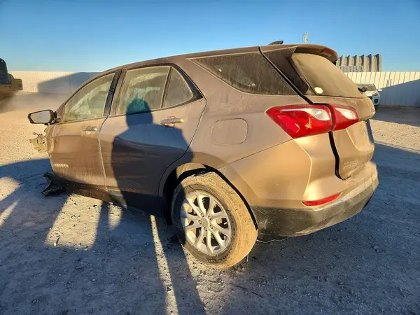 2GNAXHEV5J6350243 2018 CHEVROLET EQUINOX - Image 2