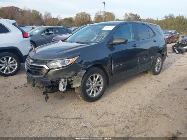 2GNAXHEV5L6281072 2020 CHEVROLET EQUINOX - Image 2
