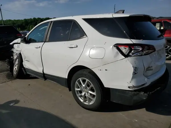 2GNAXHEV5N6125679 2022 CHEVROLET EQUINOX - Image 2