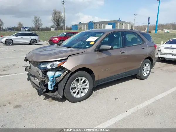 2GNAXHEV6J6179115 2018 CHEVROLET EQUINOX - Image 2