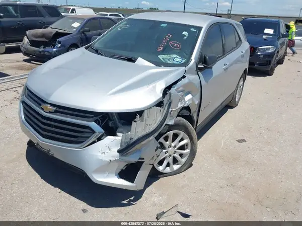 2GNAXHEV6J6184203 2018 CHEVROLET EQUINOX - Image 2