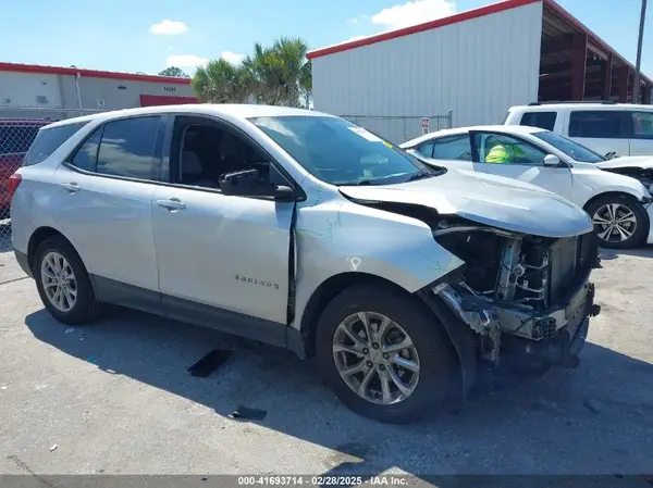 2GNAXHEV6J6196030 2018 CHEVROLET EQUINOX - Image 1
