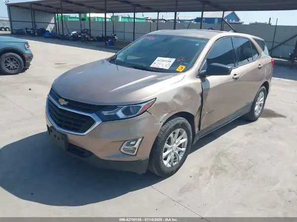 2GNAXHEV6J6220259 2018 CHEVROLET EQUINOX - Image 2