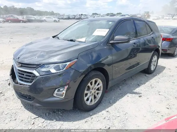 2GNAXHEV6J6242844 2018 CHEVROLET EQUINOX - Image 2