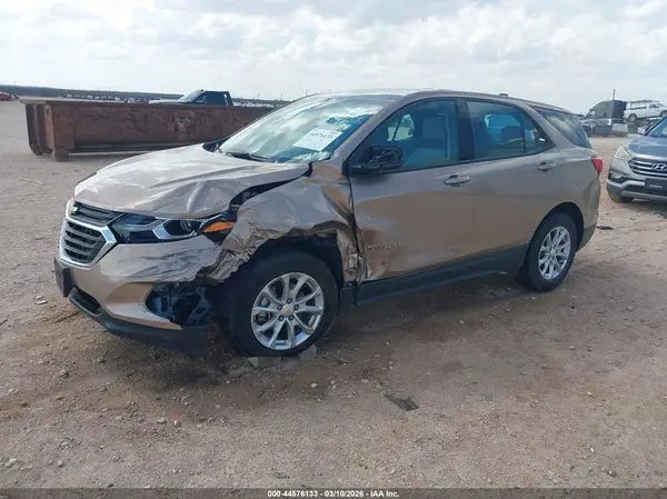 2GNAXHEV6J6243475 2018 CHEVROLET EQUINOX - Image 2