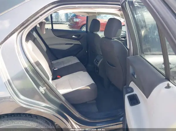2GNAXHEV6J6251074 2018 CHEVROLET EQUINOX - Image 8