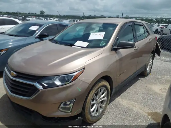 2GNAXHEV6J6274547 2018 CHEVROLET EQUINOX - Image 2
