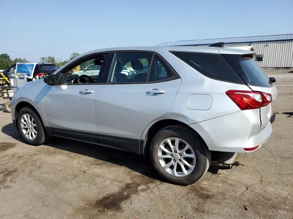 2GNAXHEV6J6300418 2018 CHEVROLET EQUINOX - Image 2