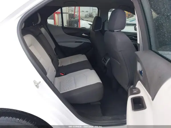 2GNAXHEV6J6310978 2018 CHEVROLET EQUINOX - Image 8