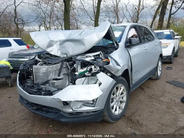 2GNAXHEV6J6314349 2018 CHEVROLET EQUINOX - Image 2