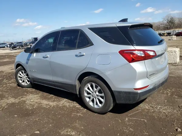 2GNAXHEV6J6322533 2018 CHEVROLET EQUINOX - Image 2