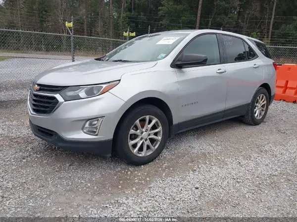 2GNAXHEV6J6336593 2018 CHEVROLET EQUINOX - Image 2