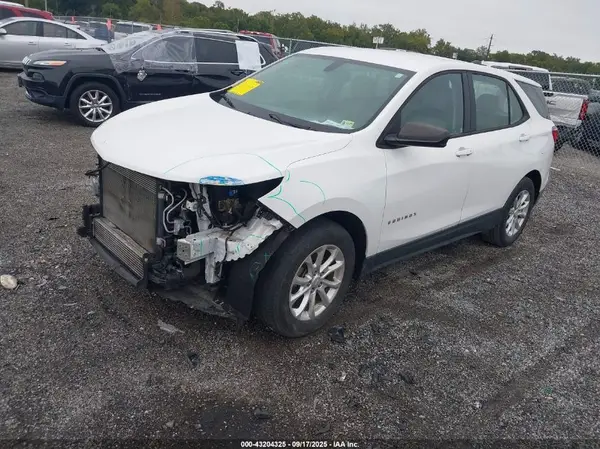 2GNAXHEV6K6107915 2019 CHEVROLET EQUINOX - Image 2