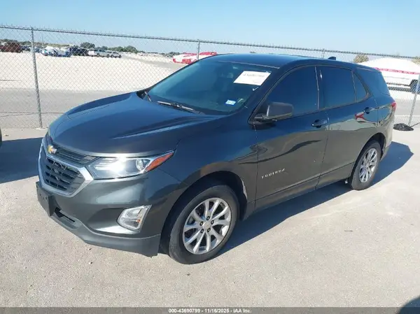 2GNAXHEV6K6135407 2019 CHEVROLET EQUINOX - Image 2