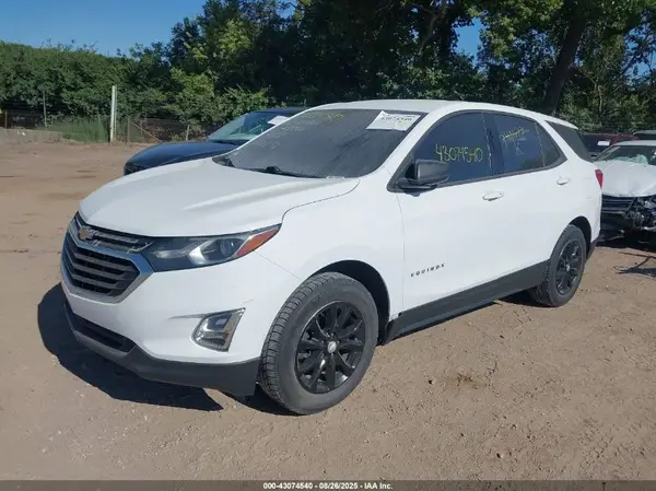 2GNAXHEV6K6140672 2019 CHEVROLET EQUINOX - Image 2