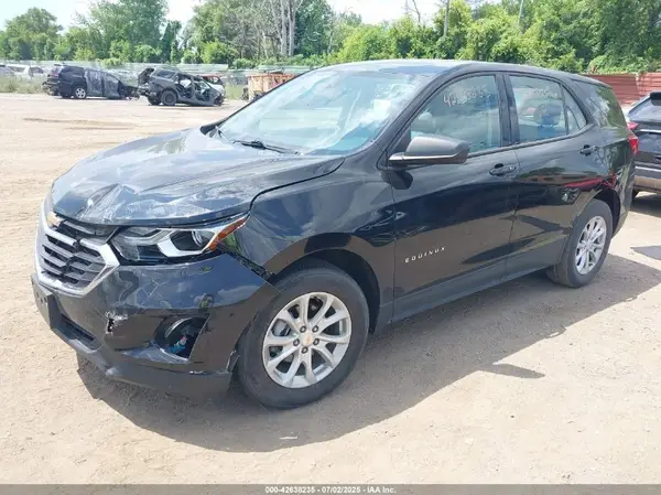 2GNAXHEV6K6200207 2019 CHEVROLET EQUINOX - Image 2
