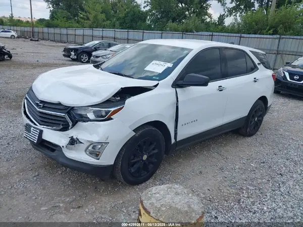 2GNAXHEV6K6213006 2019 CHEVROLET EQUINOX - Image 2