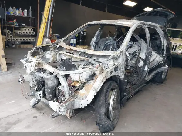2GNAXHEV6K6266336 2019 CHEVROLET EQUINOX - Image 2