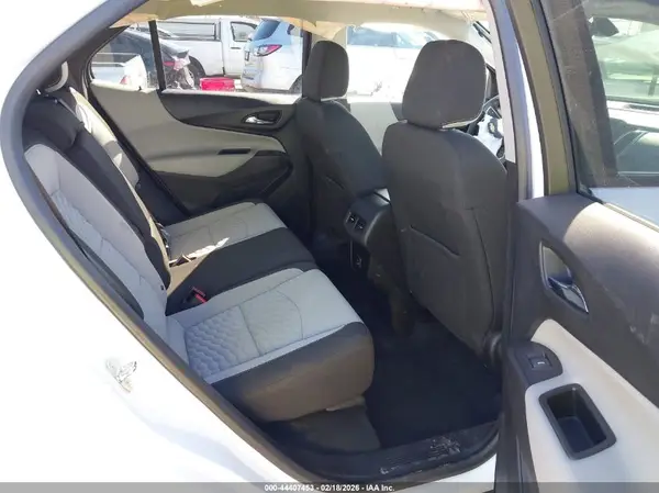 2GNAXHEV6K6283833 2019 CHEVROLET EQUINOX - Image 3