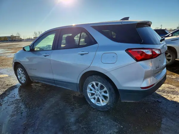 2GNAXHEV6L6187699 2020 CHEVROLET EQUINOX - Image 2