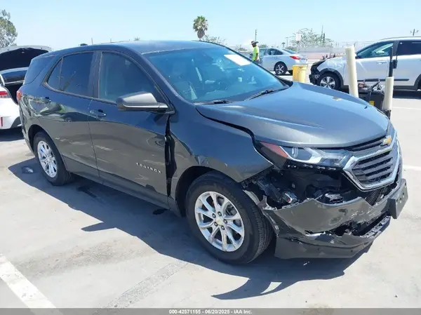 2GNAXHEV6L6243138 2020 CHEVROLET EQUINOX - Image 1
