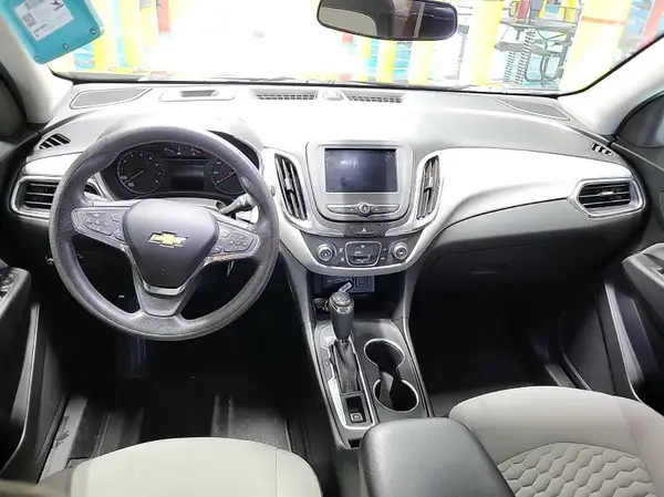 2GNAXHEV6L6268699 2020 CHEVROLET EQUINOX - Image 2