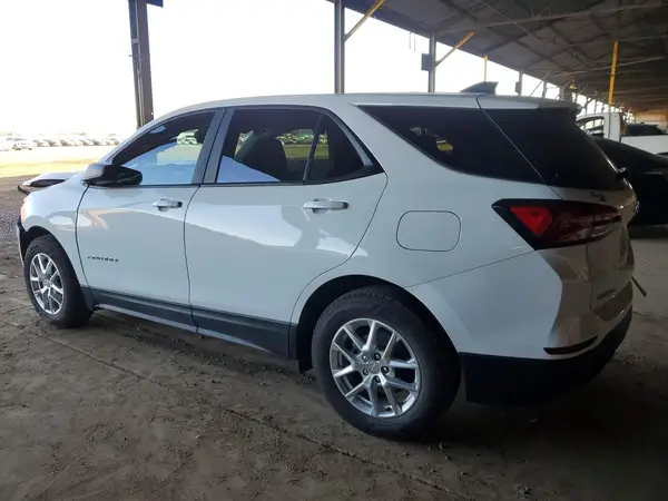 2GNAXHEV6N6104615 2022 CHEVROLET EQUINOX - Image 2