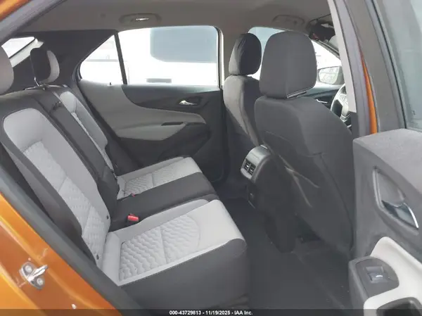 2GNAXHEV7J6119215 2018 CHEVROLET EQUINOX - Image 8