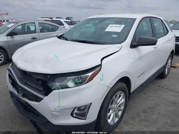 2GNAXHEV7J6125984 2018 CHEVROLET EQUINOX - Image 2
