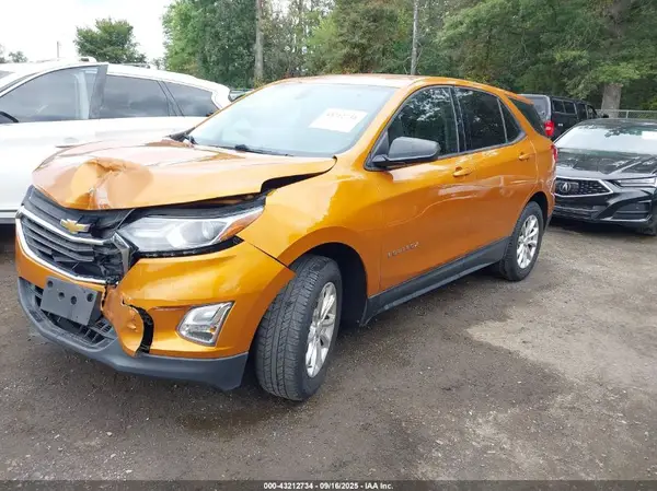2GNAXHEV7J6139609 2018 CHEVROLET EQUINOX - Image 2