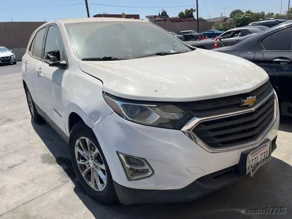 2GNAXHEV7J6186879 2018 CHEVROLET EQUINOX - Image 2