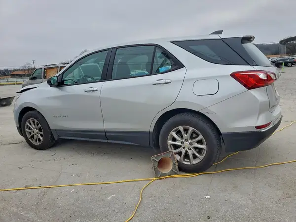 2GNAXHEV7J6207830 2018 CHEVROLET EQUINOX - Image 2