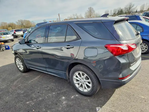 2GNAXHEV7J6208895 2018 CHEVROLET EQUINOX - Image 2
