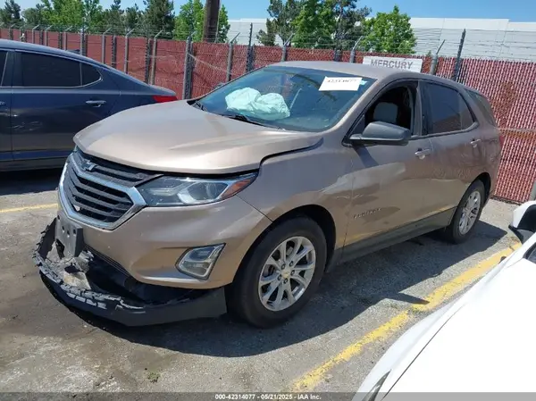 2GNAXHEV7J6231481 2018 CHEVROLET EQUINOX - Image 2