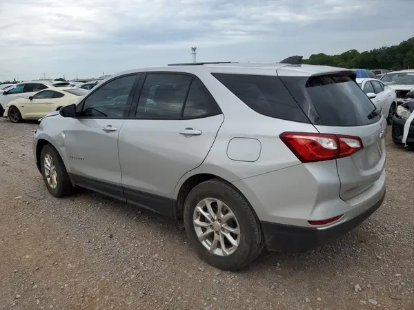 2GNAXHEV7J6275061 2018 CHEVROLET EQUINOX - Image 2