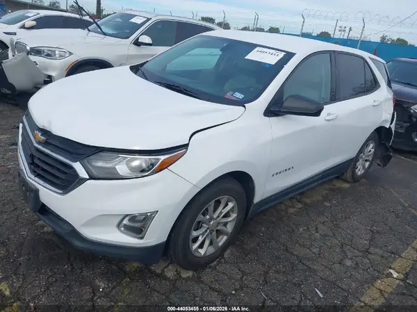 2GNAXHEV7J6280213 2018 CHEVROLET EQUINOX - Image 2