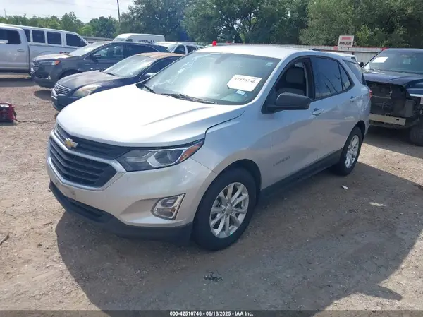 2GNAXHEV7K6138509 2019 CHEVROLET EQUINOX - Image 2