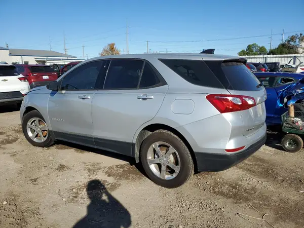 2GNAXHEV7K6153043 2019 CHEVROLET EQUINOX - Image 2