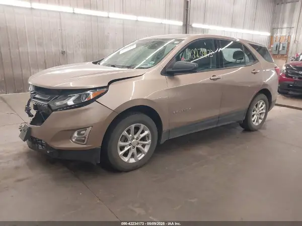 2GNAXHEV7K6199391 2019 CHEVROLET EQUINOX - Image 2