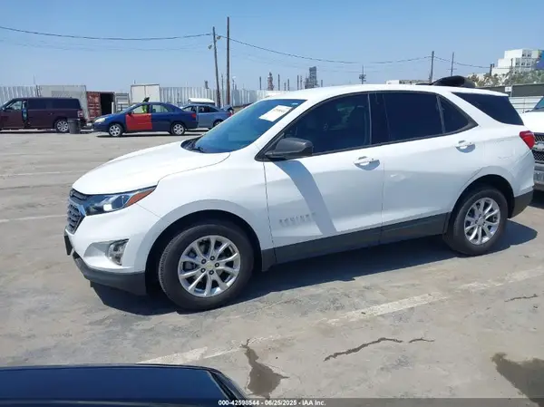 2GNAXHEV7K6201544 2019 CHEVROLET EQUINOX - Image 2