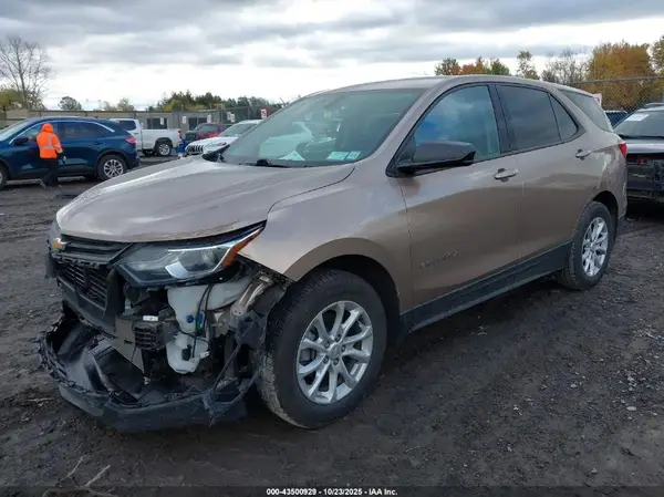 2GNAXHEV7K6218585 2019 CHEVROLET EQUINOX - Image 2