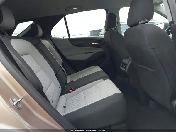 2GNAXHEV7K6218585 2019 CHEVROLET EQUINOX - Image 8