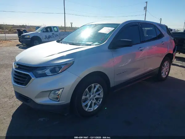 2GNAXHEV7K6295456 2019 CHEVROLET EQUINOX - Image 2