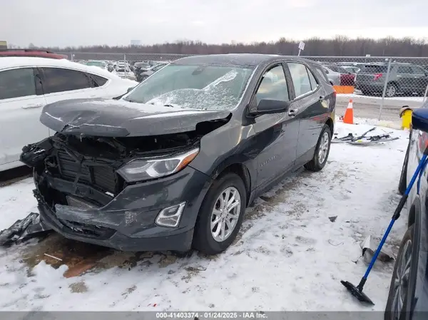2GNAXHEV7M6119915 2021 CHEVROLET EQUINOX - Image 2
