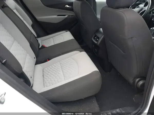 2GNAXHEV8J6105243 2018 CHEVROLET EQUINOX - Image 8