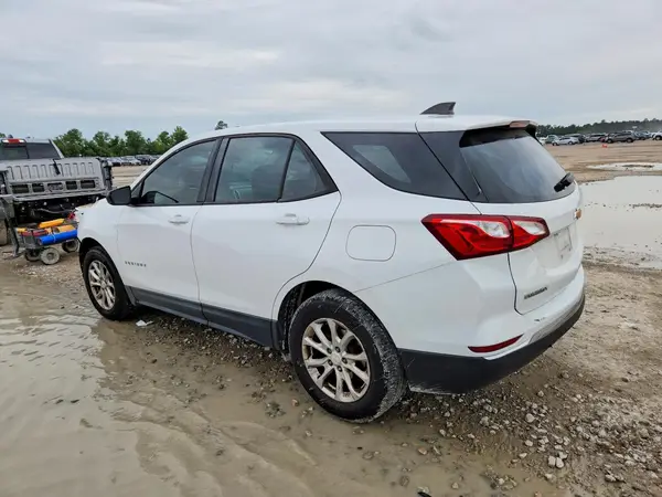 2GNAXHEV8J6109048 2018 CHEVROLET EQUINOX - Image 2