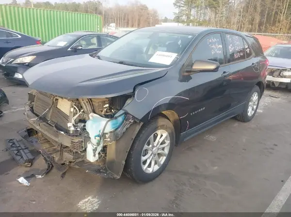2GNAXHEV8J6126660 2018 CHEVROLET EQUINOX - Image 2