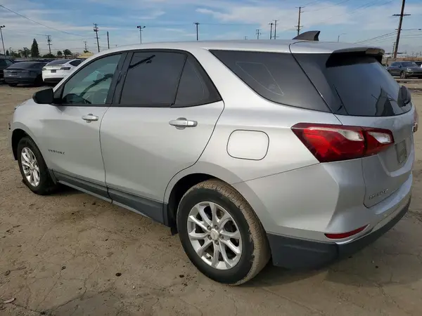 2GNAXHEV8J6131681 2018 CHEVROLET EQUINOX - Image 2